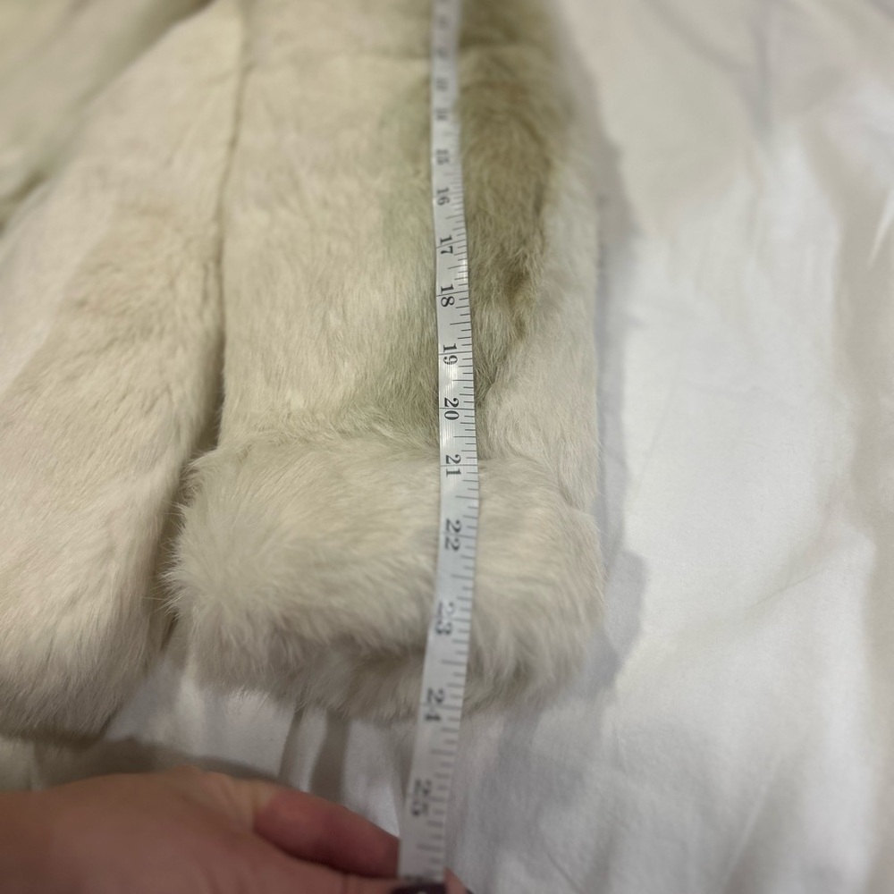 Vintage Genuine Fur Coat in White & Blond Hues Woman's Oversized Small - Picture 11 of 11